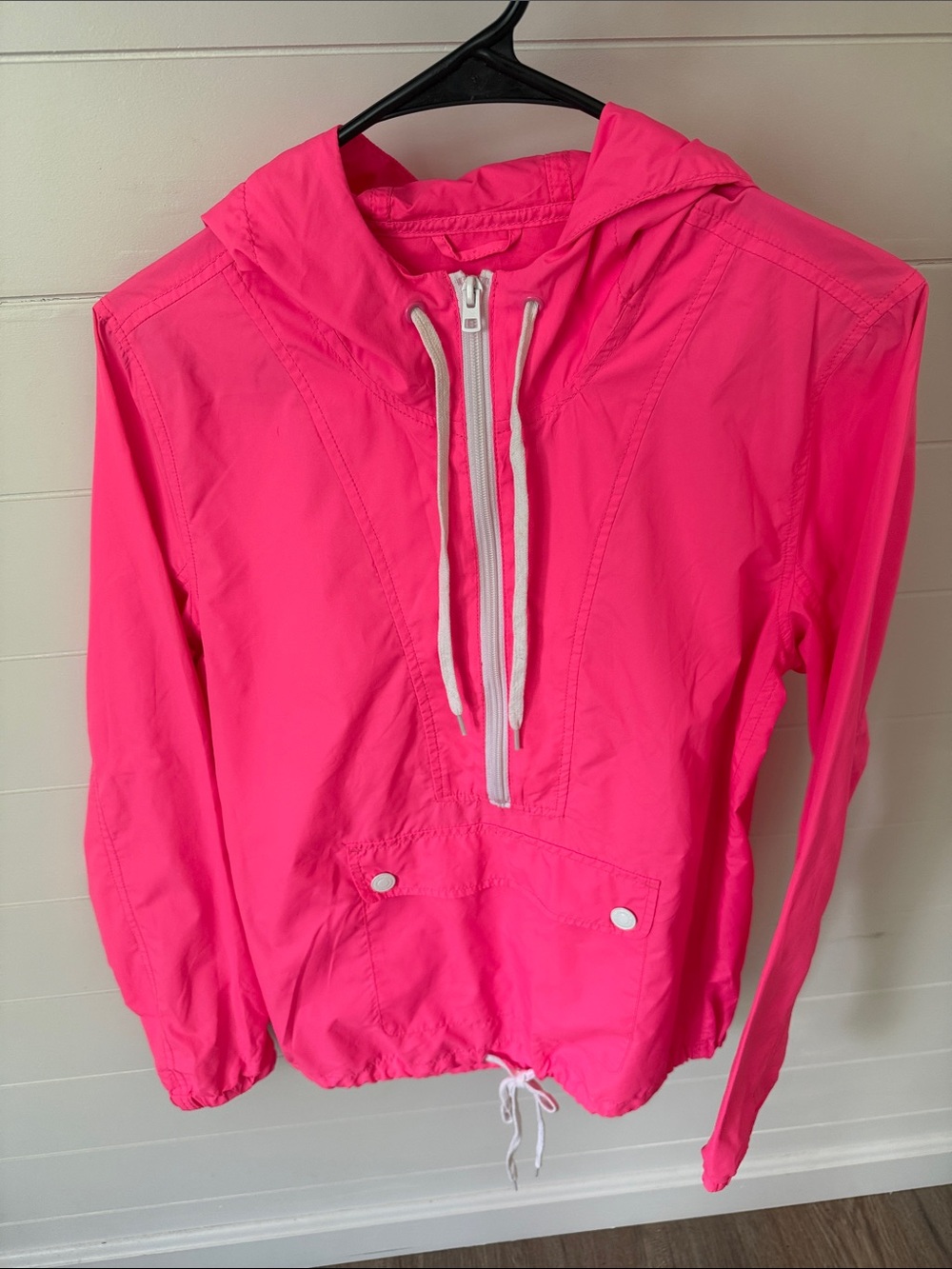 Bright Hot Pink Aeropostale Hooded Pullover Windbreaker